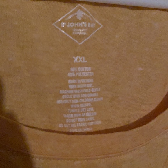 St. John’s Bay top - Picture 2 of 4